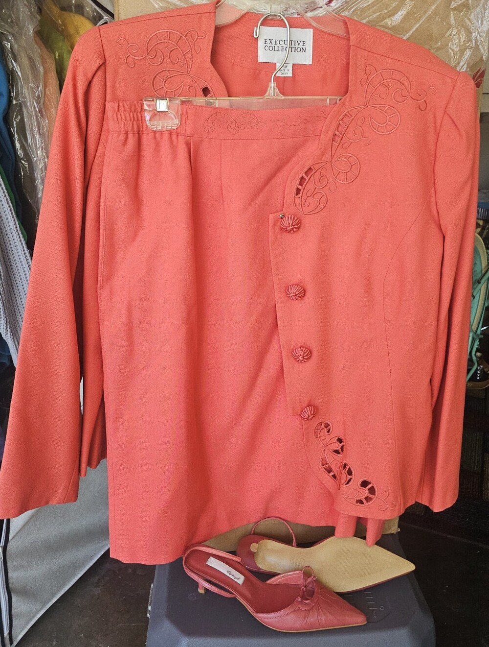 Coral Women’s Skirt - Elegant Button Front With Shoes 7-1/2